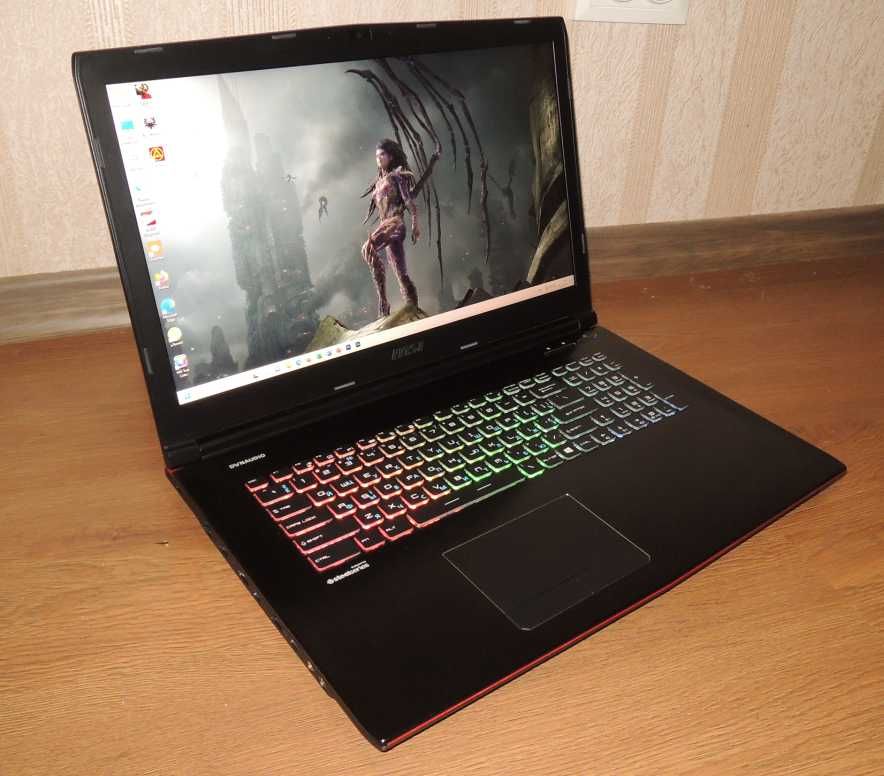 Геймерский ноутбук MSI APACHE PRO 17FHD 120Hz/i7/GTX 1070 8/16/128+1Tb