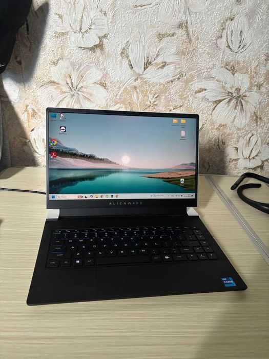Alienware r1 x14