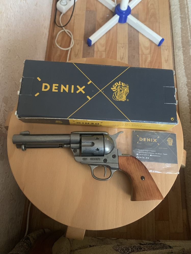 Denix револьвер дитячий ковбой дикий захід макет