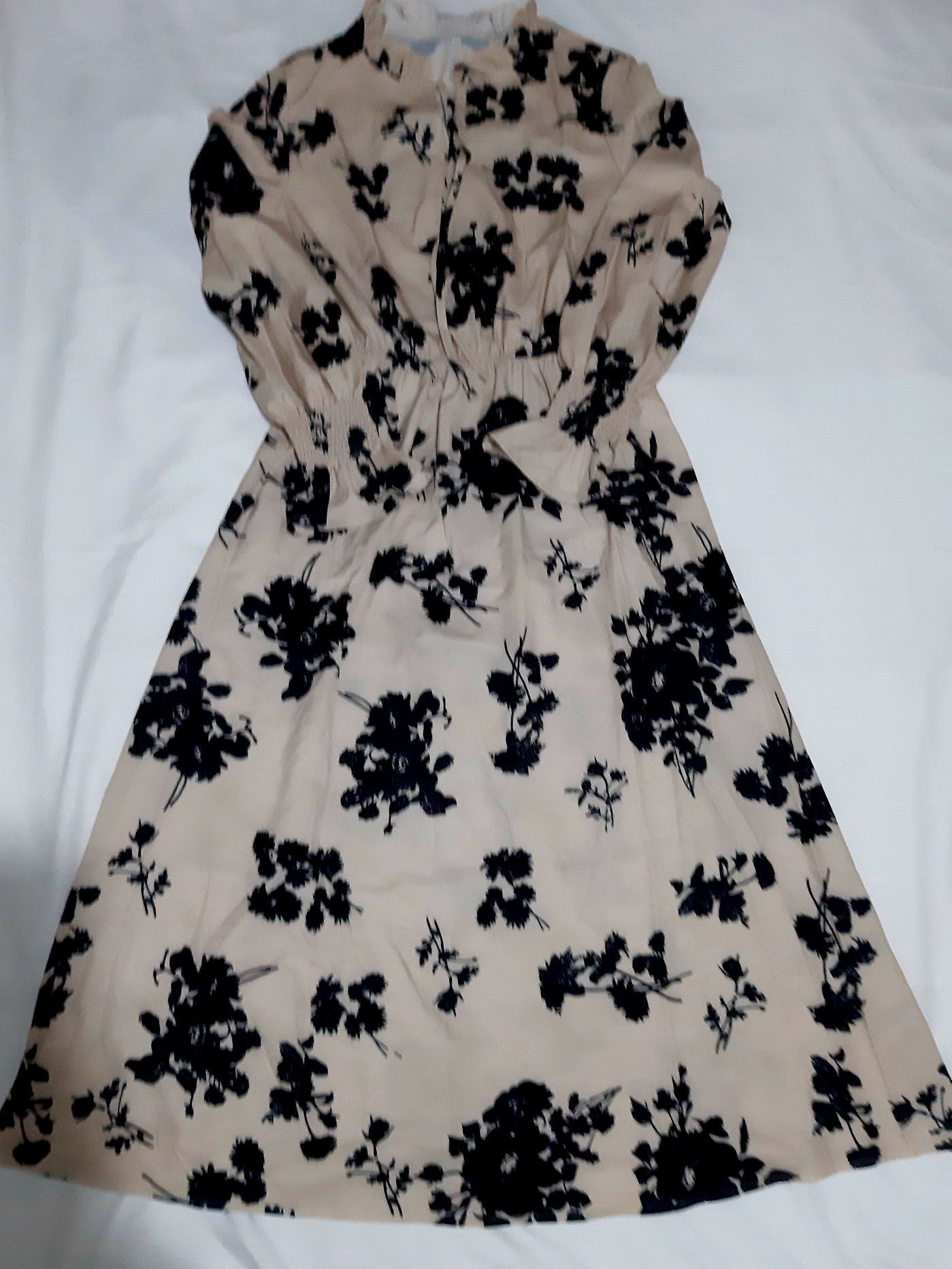 Vestido comprido floral NOVO M