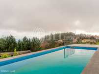 Moradia T3 com piscina e garagem, nos Prazeres, Madeira