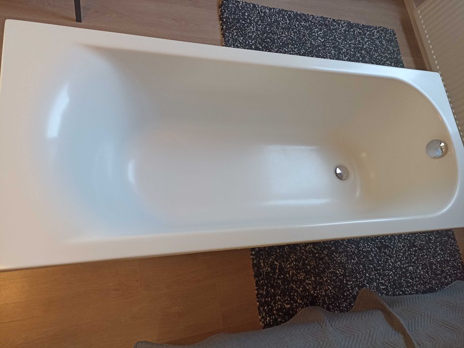 wanna akrylowa 70x170 z zestawem syfonowym