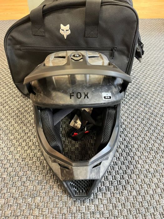 Capacete Rampage RS Matte Black *NOVO*