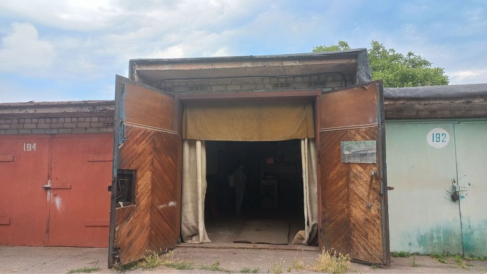 Сдам гараж в ЦГ районе