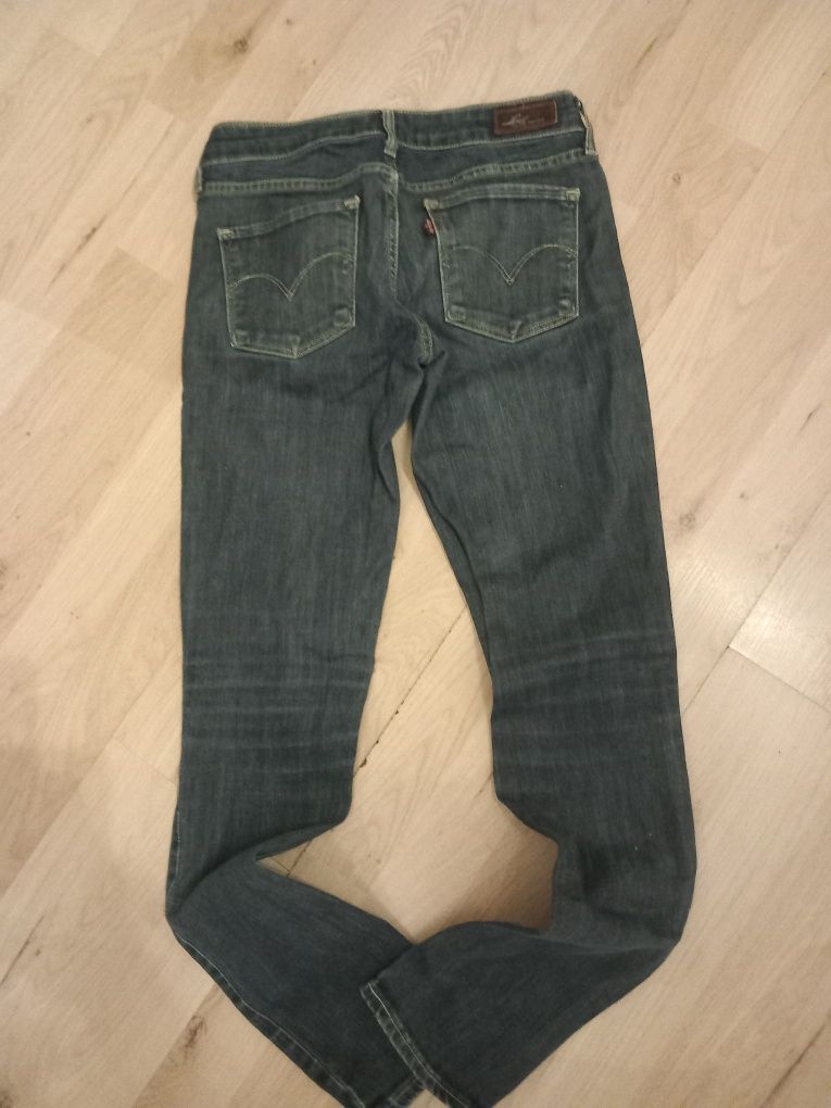 Jeansy Levis roz 25