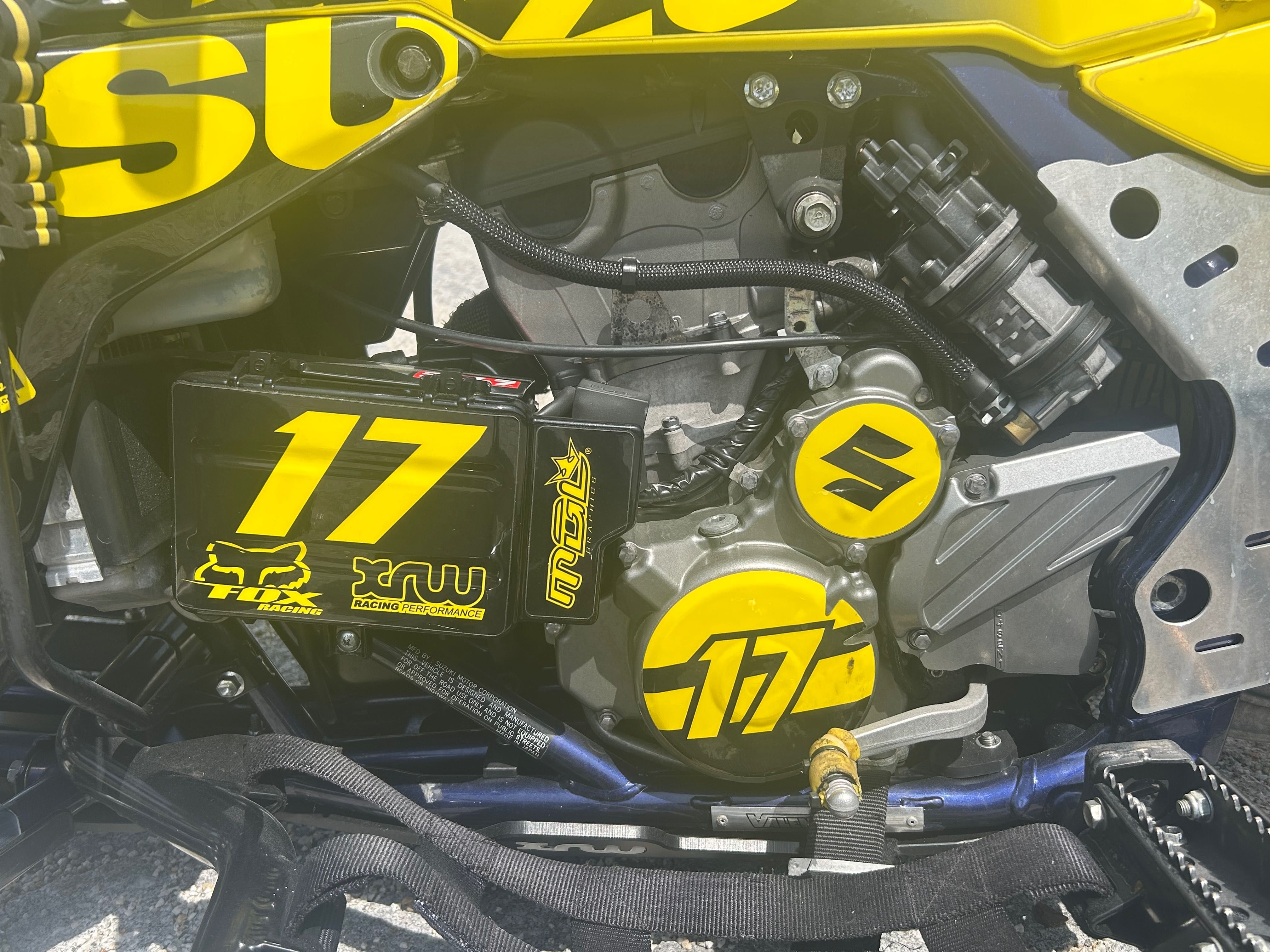 Suzuki ltr 450 2 lugares