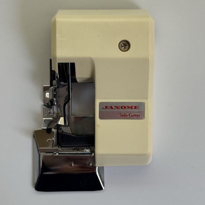 Насадка-оверлок Janome