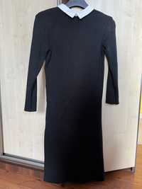 Swetrowa czarna sukienka z kołnierzykiem
