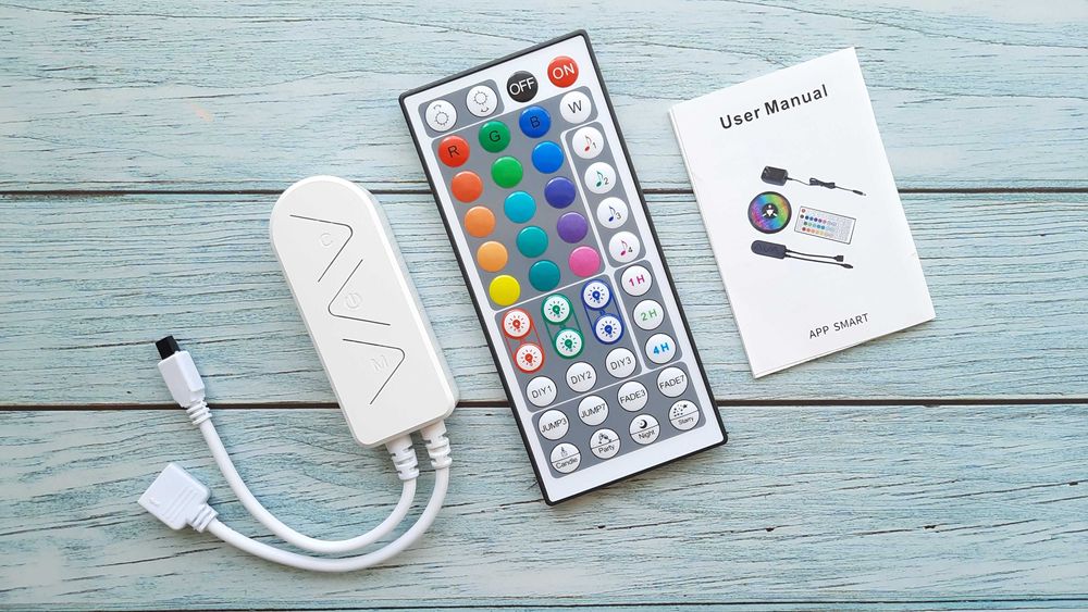 WIFI / Bluetooth контроллеры / диммер для светодиодных лент SMD 5050