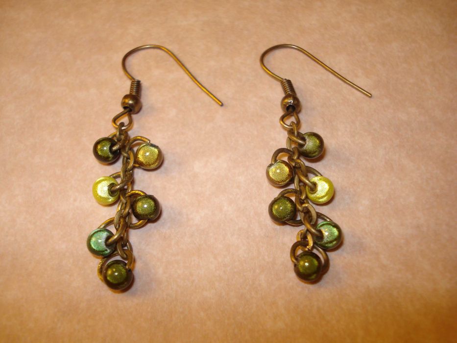 Brincos feitos à mão, contas "mágicas"/ Preço consoante modelo - Novos