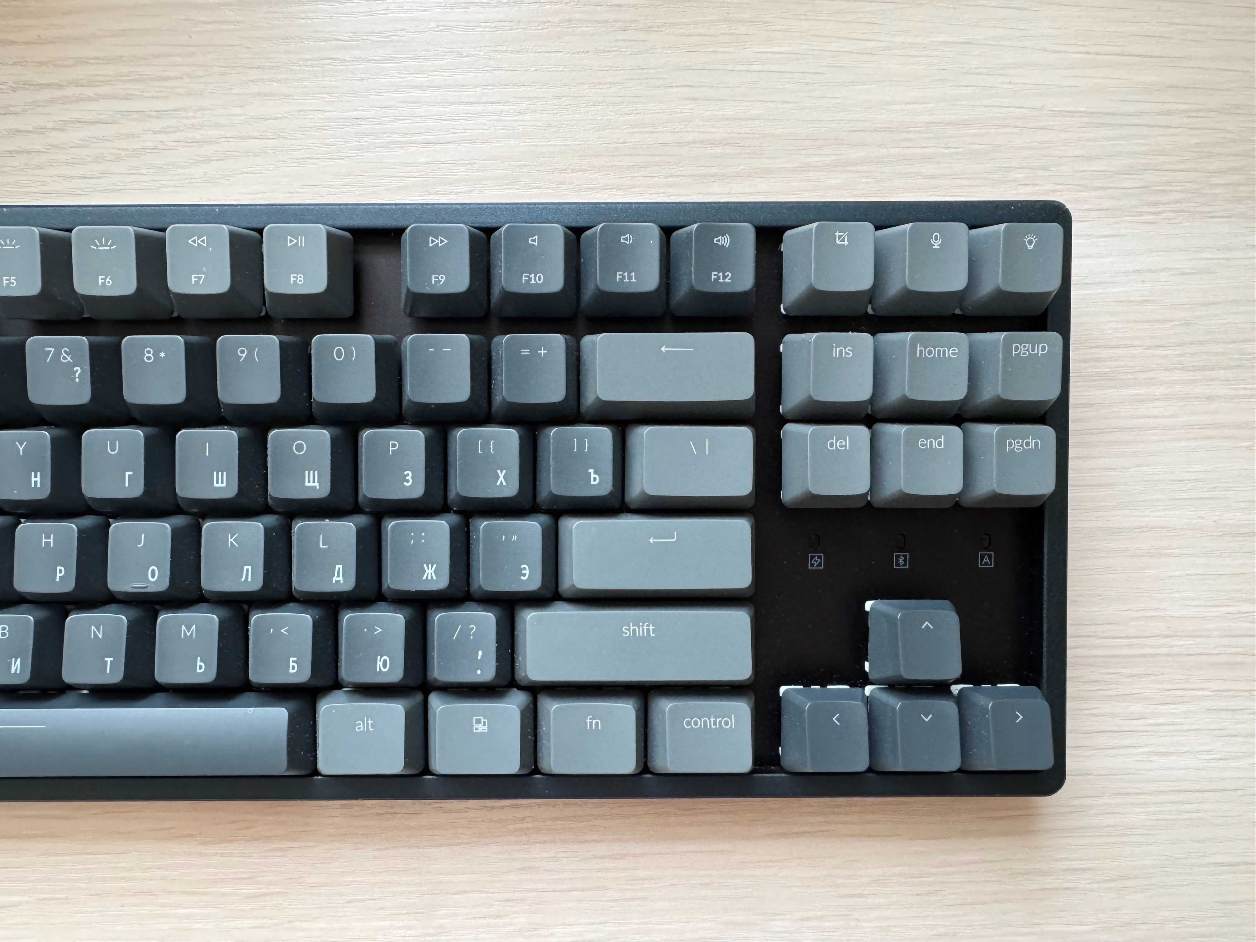 Механічна клавіатура Keychron K8 TKL RGB