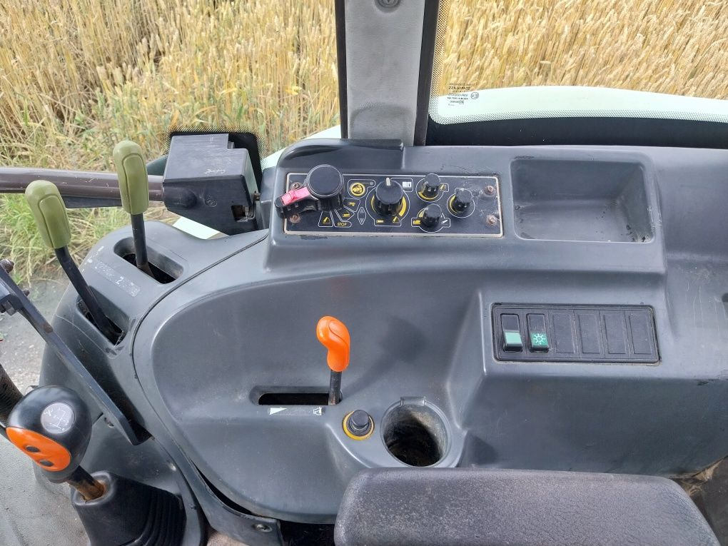 Claas celtis 446 plus z turem faucheux (ares/renault/456)