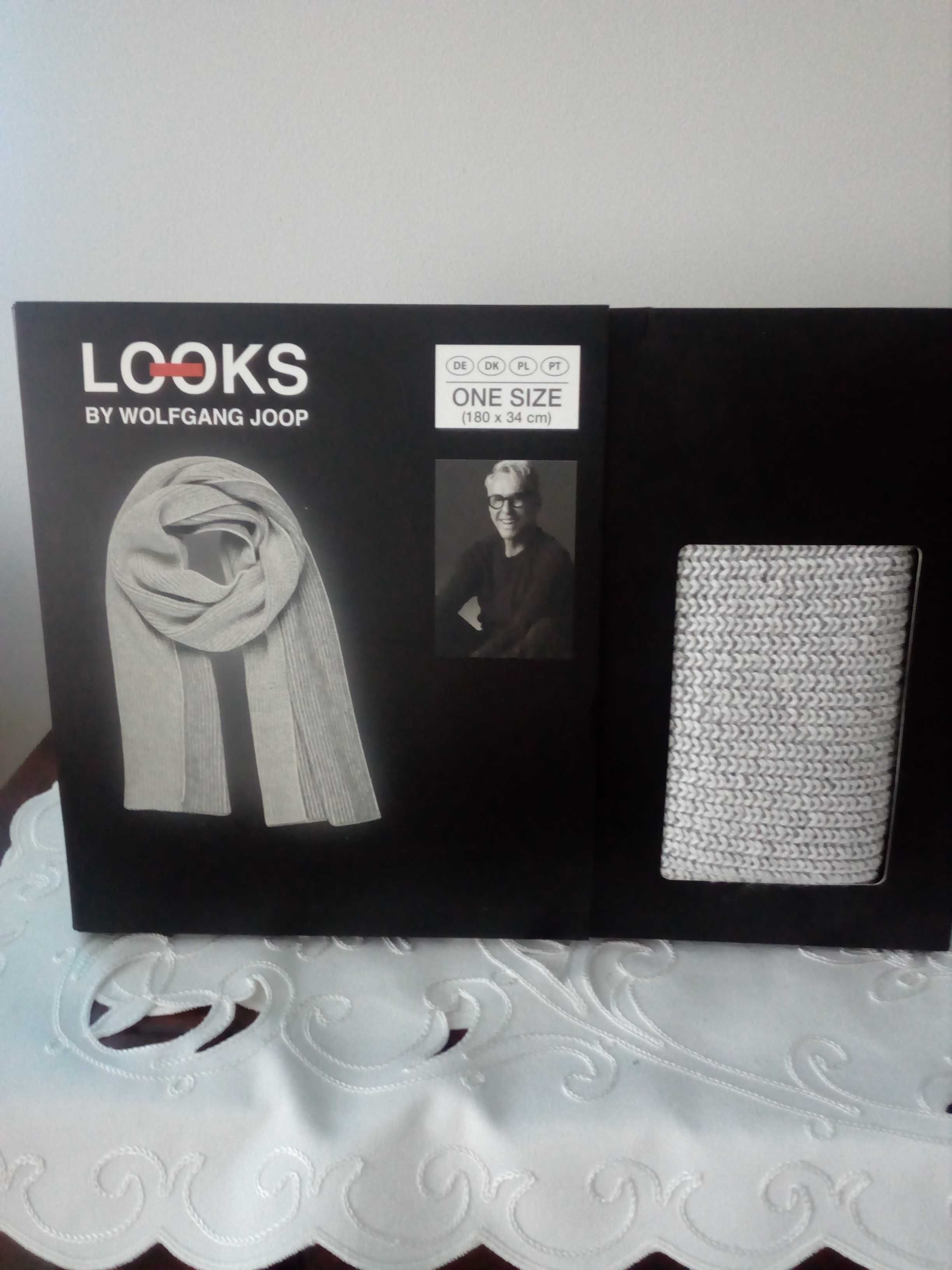 Szalik męski Looks By Wolfgang Joop.