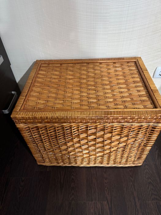 Ящик для зберігання речей