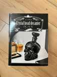 Ozdobna butelka do whisky alkoholu czaszka