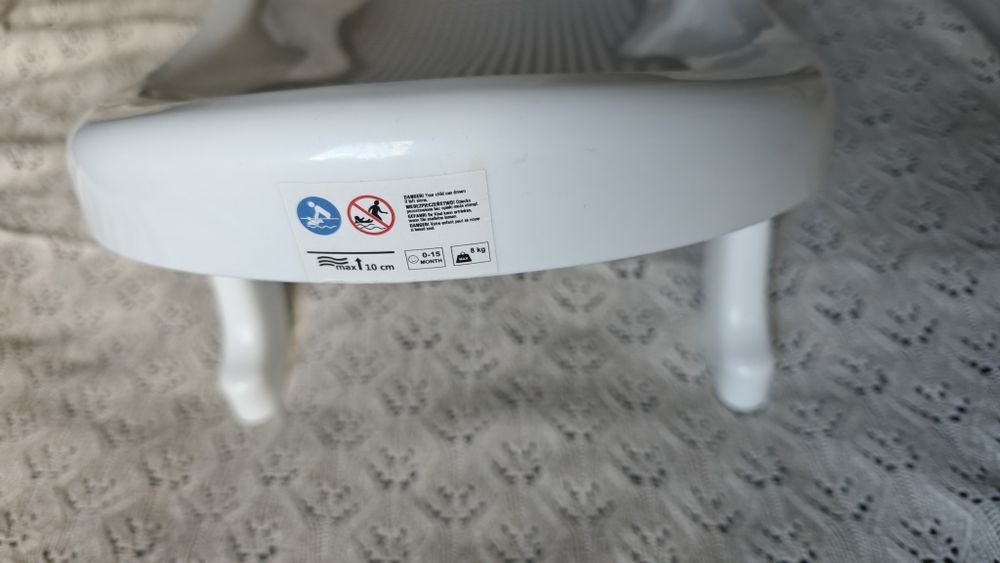Silikonowy leżaczek do wanienki Primabobo