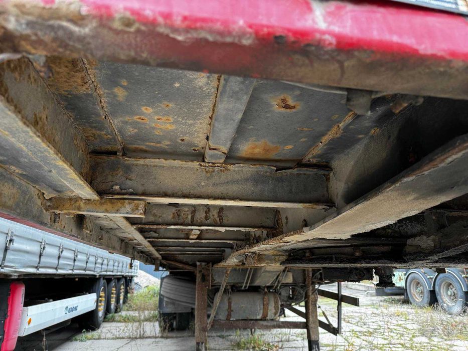 Полуприцеп с манипулятором