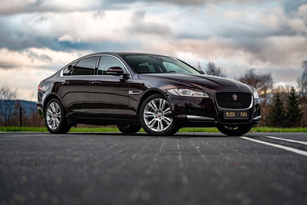 Jaguar XF 2017 2.0 automat napęd na 4 koła