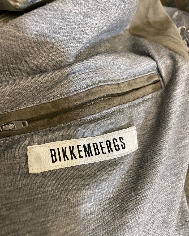 Легка замшева куртка Bikkembergs. Оригінал