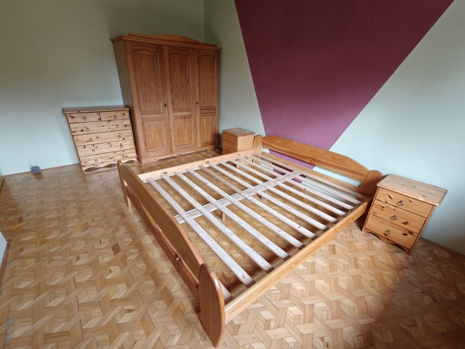 Meble sypialnia łóżko szafa komoda toaletka