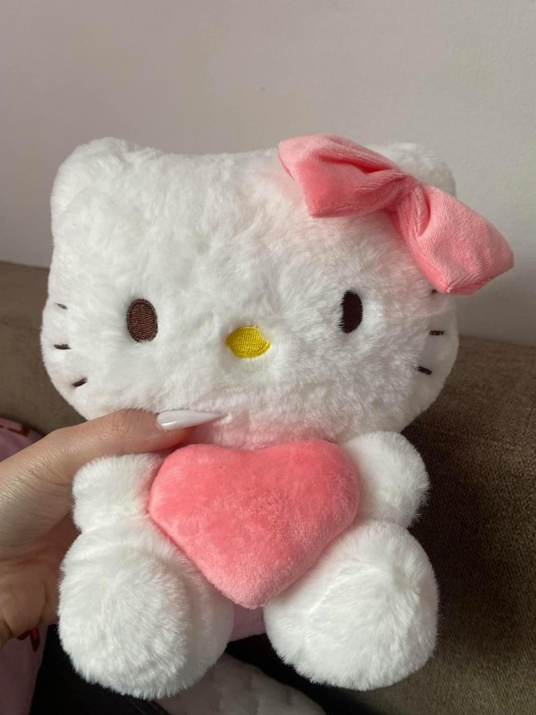 Pluszak hello kitty