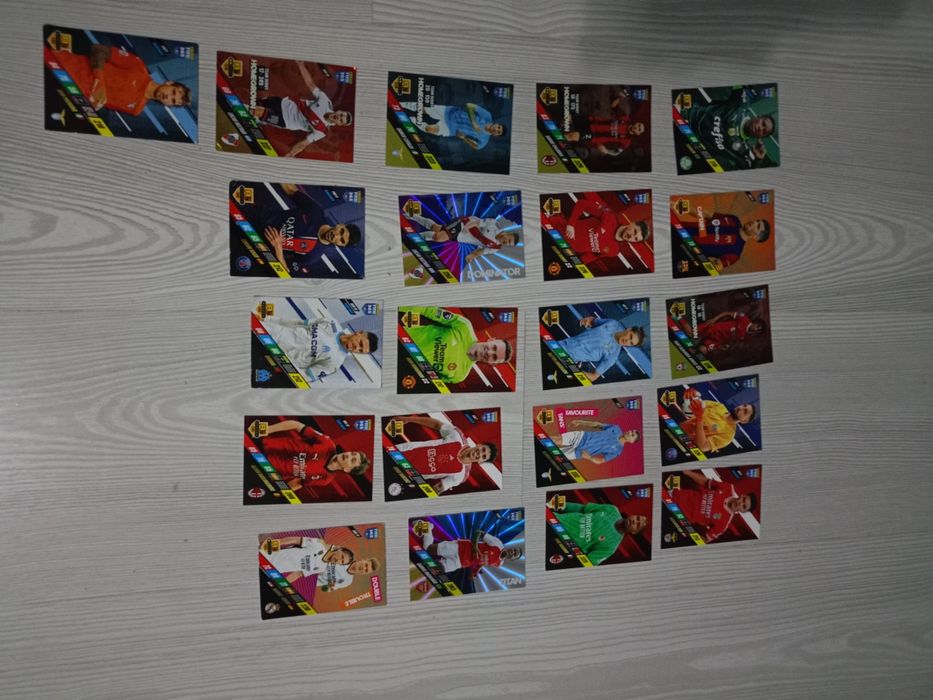 Karty piłkarskie 2024