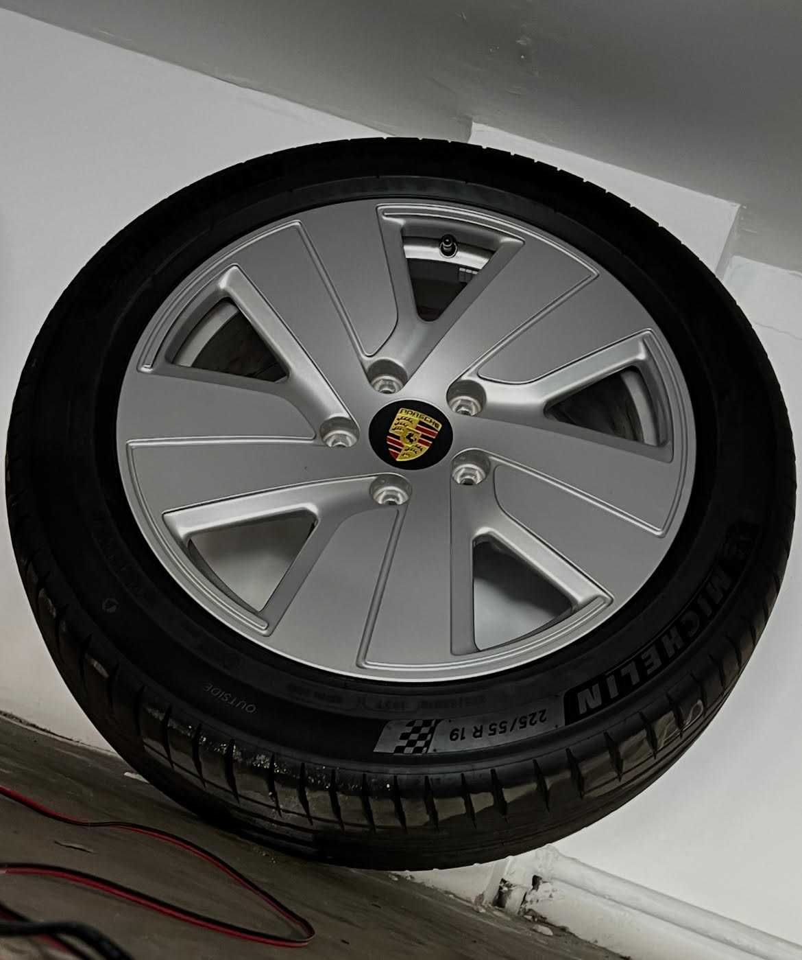 jantes 19´´ PORSCHE TAYCAN originais com pneus