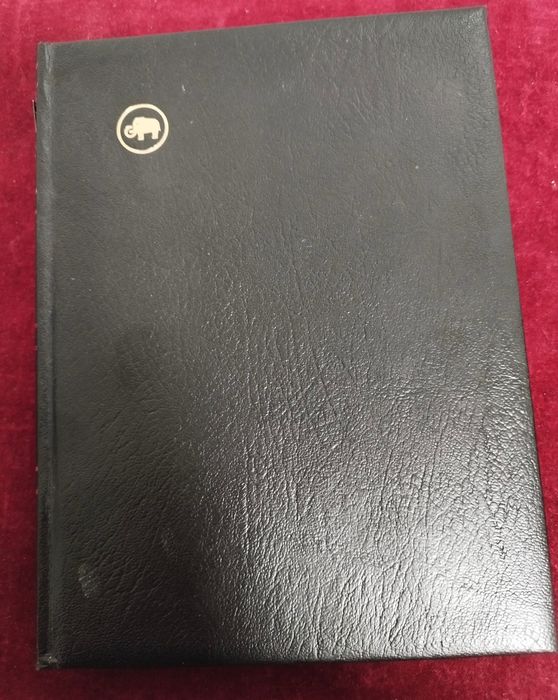 Classificador com 300 selos diferentes Austrália