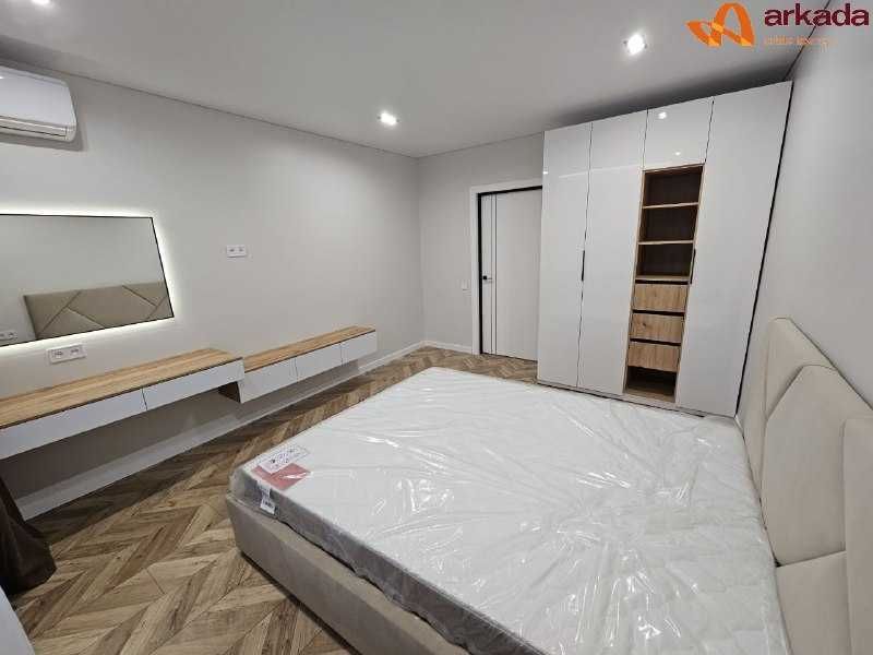 Двокімнатна квартира в новобудові в Центрі, р-н Панорами Плаза.