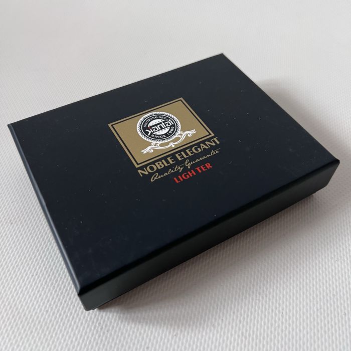 Бензиновая зажигалка Kantai mc02 форма Zippo + бензин + коробка