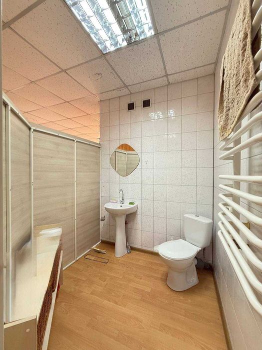 Продаж комерційного приміщення в центрі міста