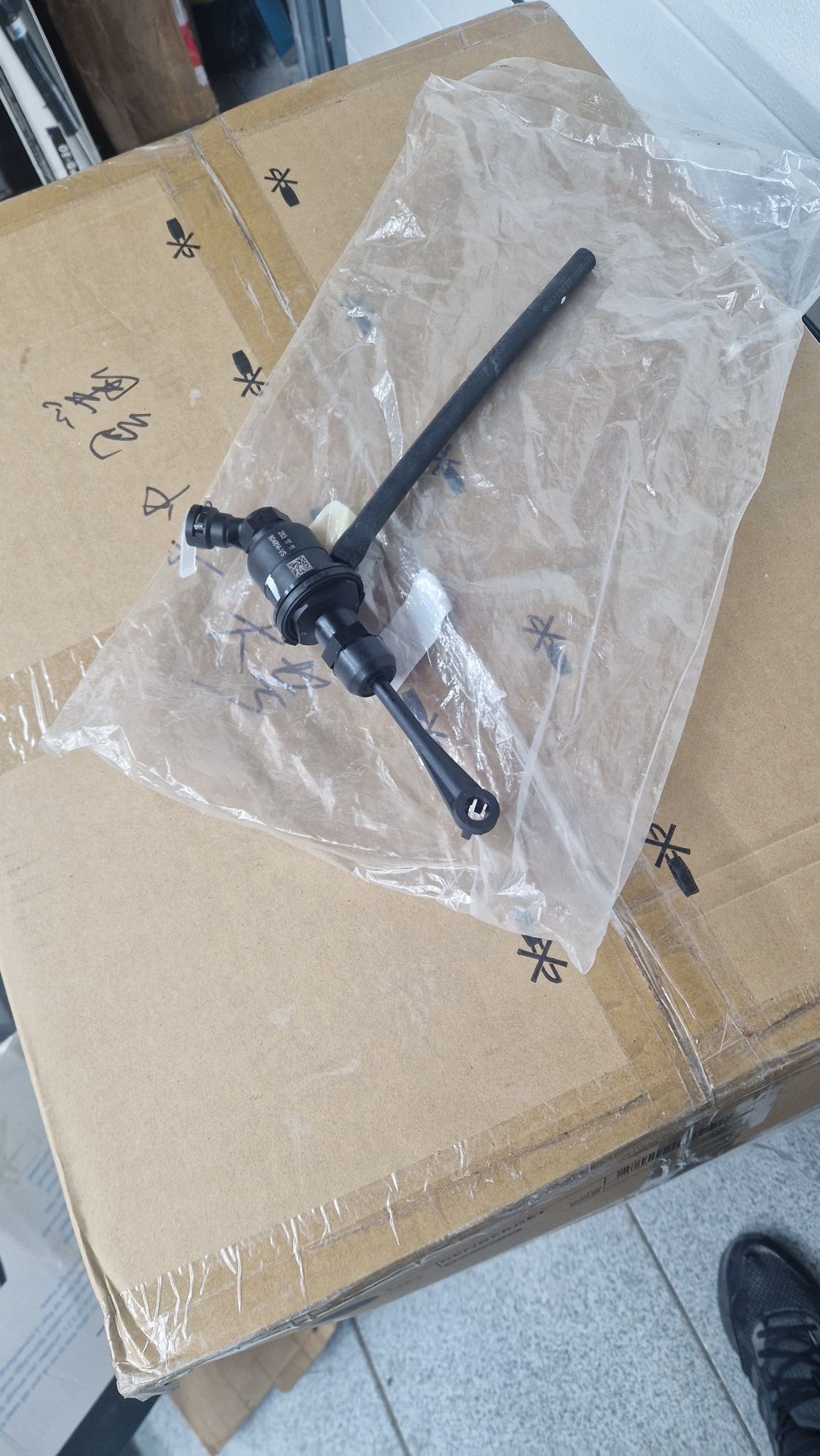 Nowa pompka Sprzęgła Renault II 1.9 DCI 804814-VS kod A06