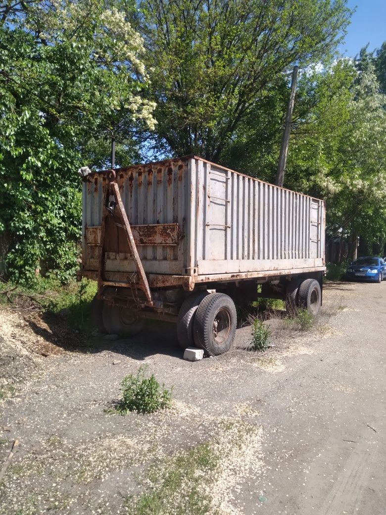 Прицеп СААЗ зерновоз .