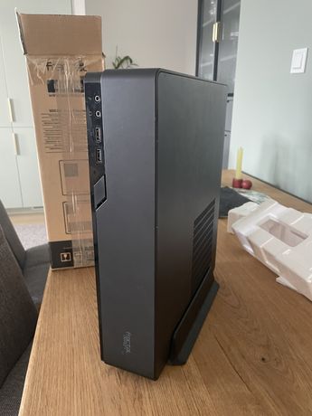 Obudowa komputetowa fractal design node 202