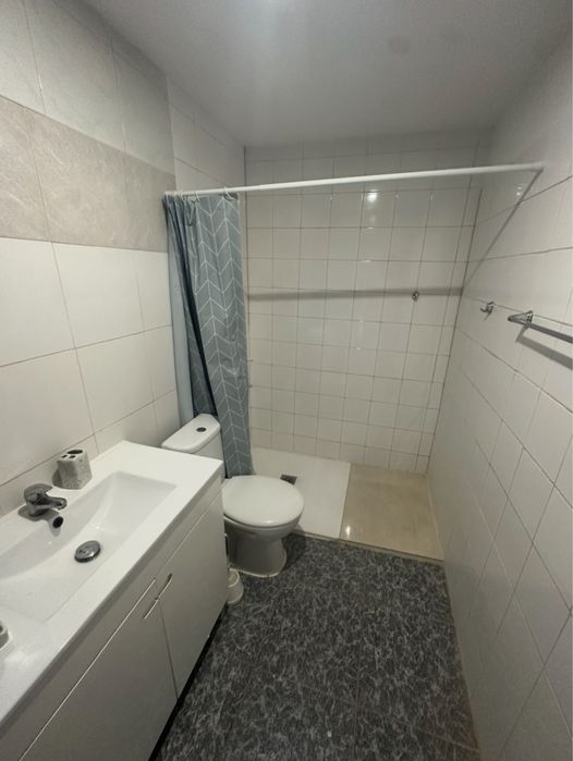 Arrendo T0, kit net, loft!