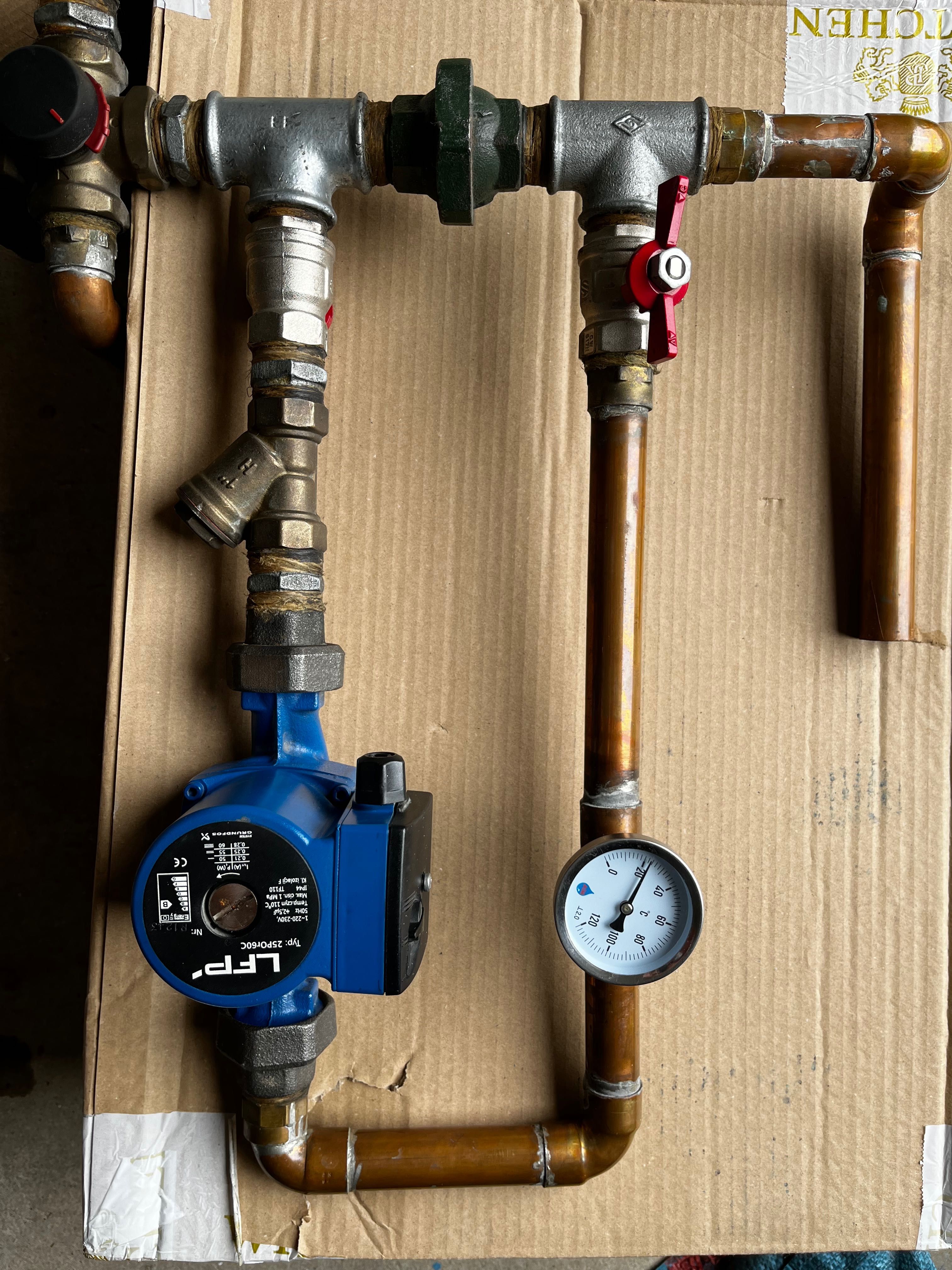 Pompa obiegowa do pieca Grundfos, LFP Leszno 60
