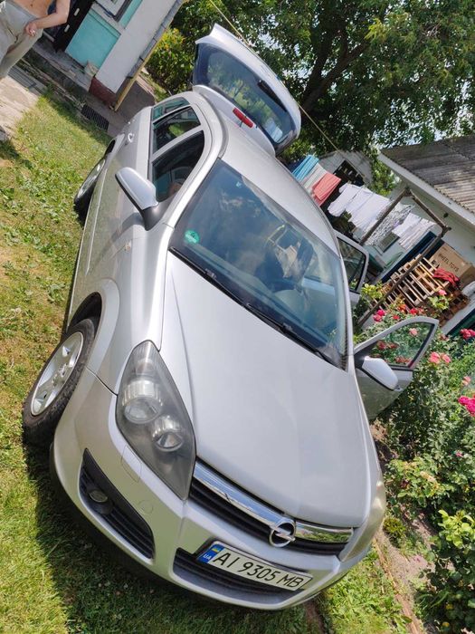 Опель Астра H 2005 рік