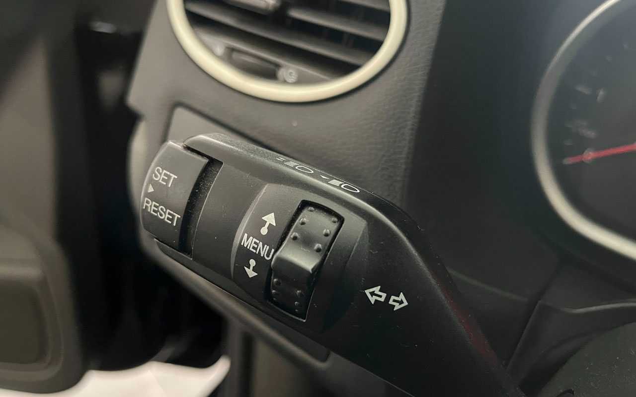 Ford Focus  2010