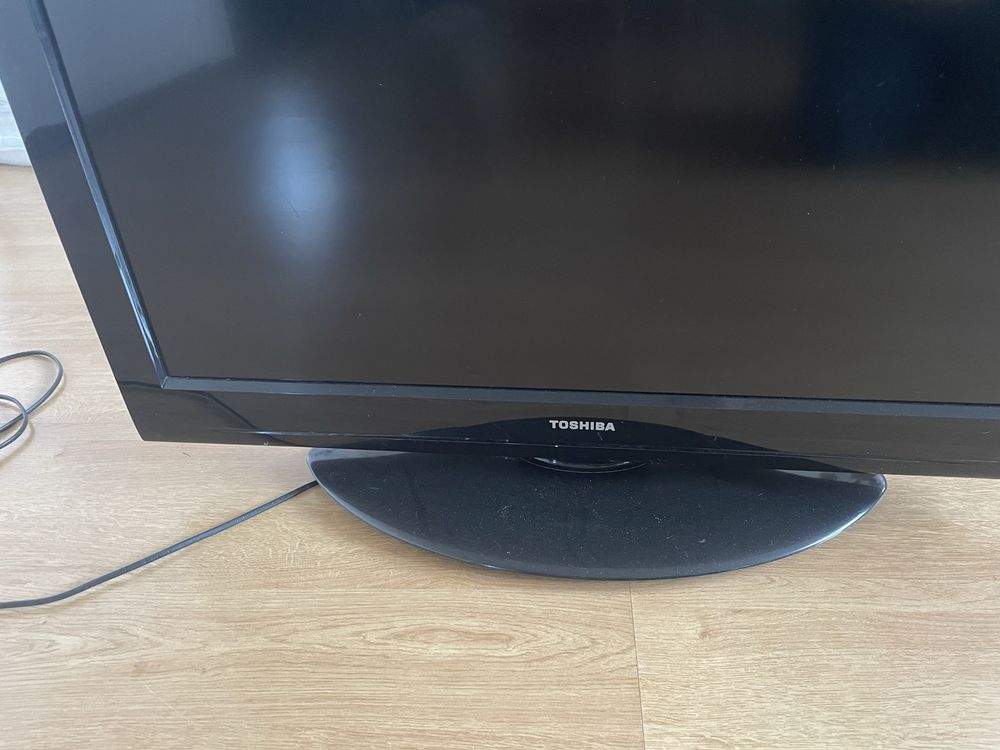 Telewizor Toshiba LCD 32