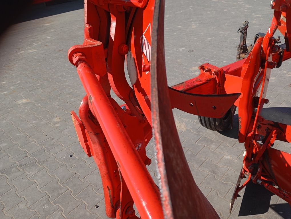 Pług obrotowy KUHN Master 102 (3+1) nie akpil unia
