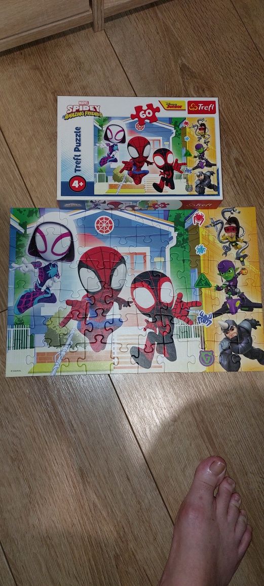 Puzzle dla 3-4 latka psi patrol spider men strażak sam