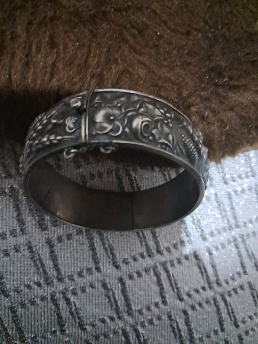 Pulseira prata antiga quatro estações