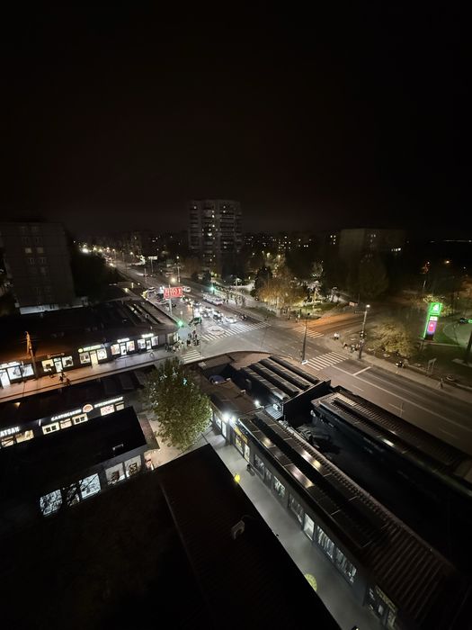 Світла 1‑кімнатна квартира 40 м², Дніпро, вікна на Образцовський ринок