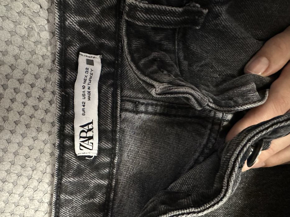 Жіночі джинси Zara Mom; 42