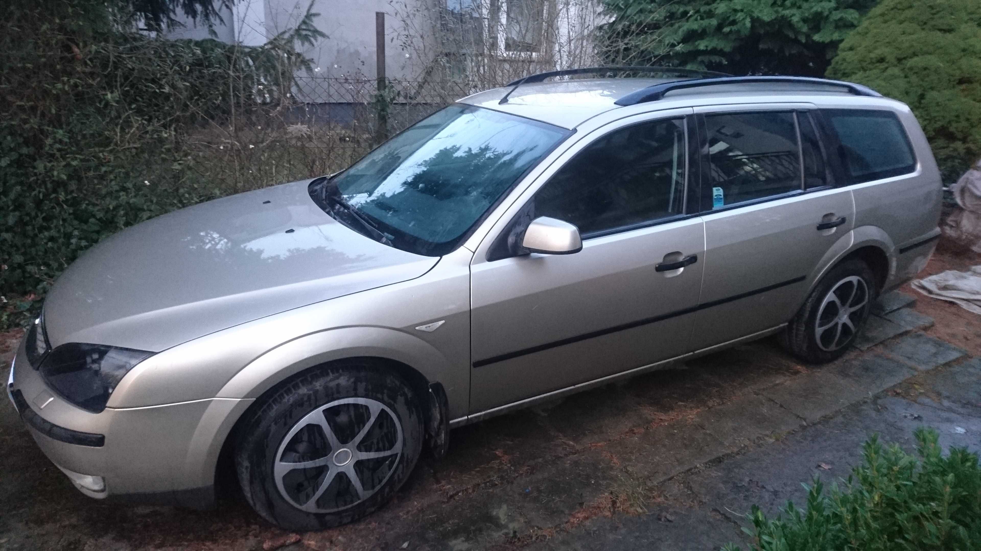 Ford Mondeo kombi 1.8 benzyna 2004 r.