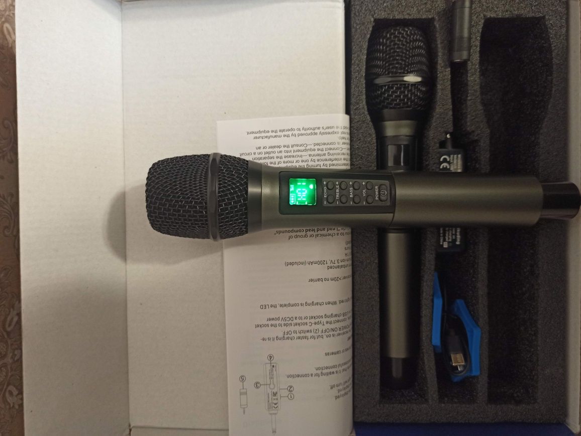 Бездротові мікрофони безпровідні UHF зарядний радіо мікрофон караоке