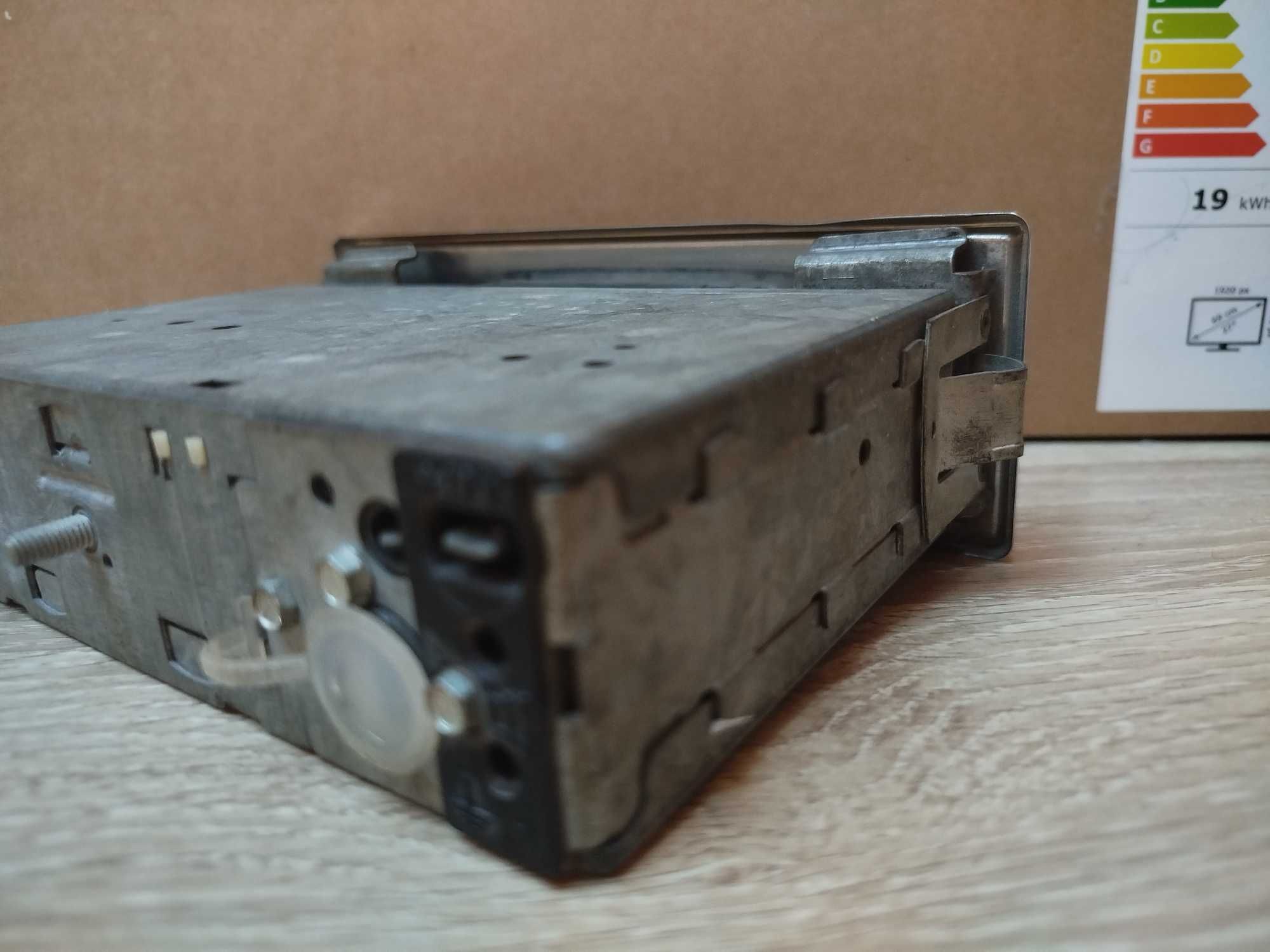 Radio Blaupunkt Ford lata 70/80 – sprawne, retro