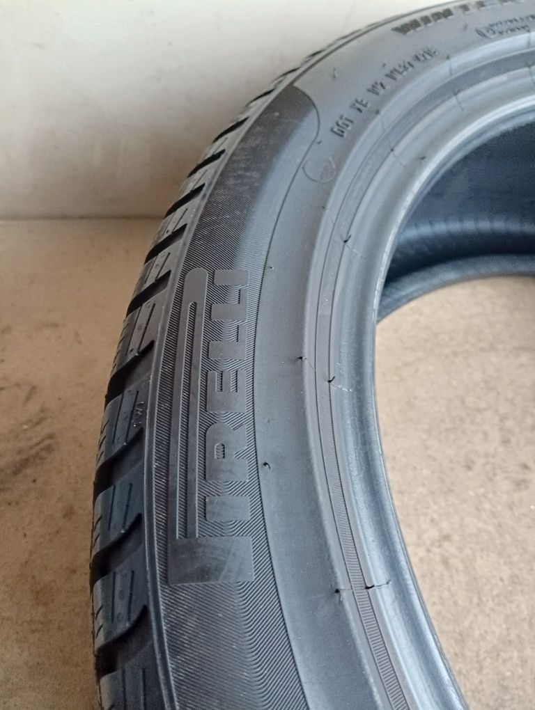 245/45/19 Pirelli Sottozero 3