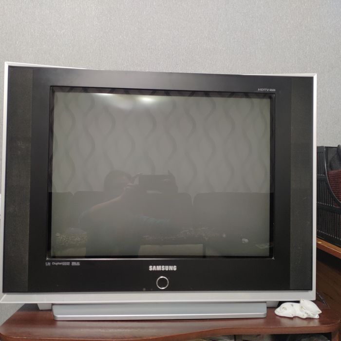 Телевизор Samsung 29"