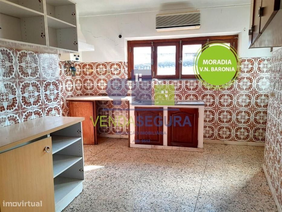 Moradia | V.N.Baronia